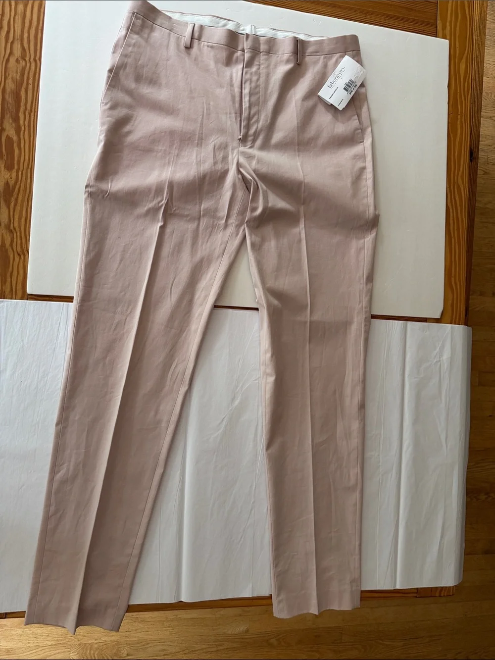 Men's Pale Pink Two-Piece Suit Jacket & Pants